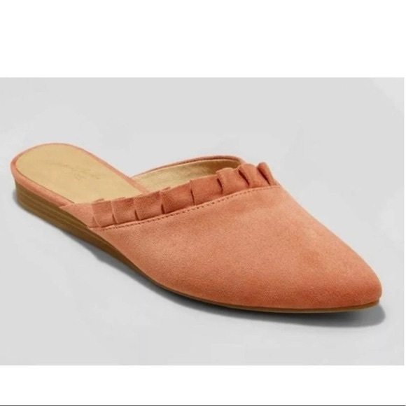 Universal Thread Ruffle Mules - Picture 3 of 3